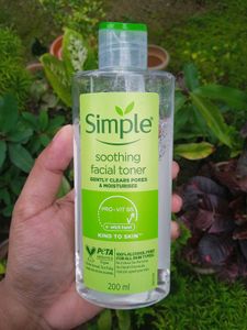 Simple Soothing Facial Toner 200ml