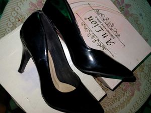 Classic Black heels 👠✨