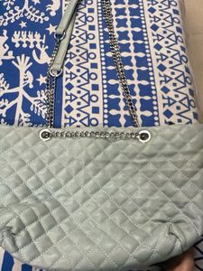 Quilted Chain Shoulder Bag