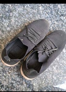 Comfortable Black Knit Slip-On Shoes