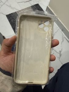 iphone 11 pro max used covers