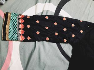 Black Embroidered Kurta
