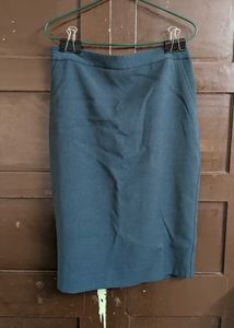 deep green pencil skirt