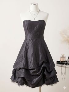 Elegant Strapless Black Party Dress
