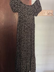 Chic Floral Off-Shoulder Maxi Dress