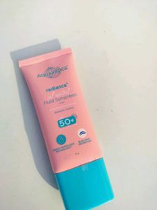 Aqualogica Radiance+ Oil Control Sunscreen