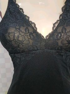 (600)Lace Trim Bodysuit