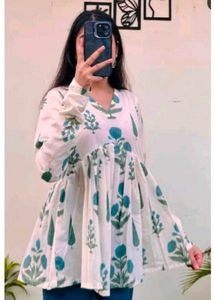 Insta trendy short Kurta