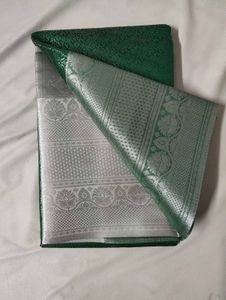 Elegant Green Silk Saree with Blouse