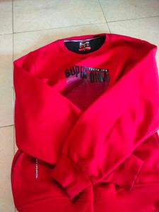 Red Solid Hoodie 🏖️🧶