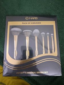 MARS Artist's Arsenal Brush Set