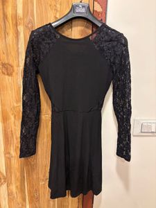 Elegant Black Lace Sleeve Dress