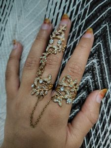 Elegant Butterfly Design Hand Chain Ring