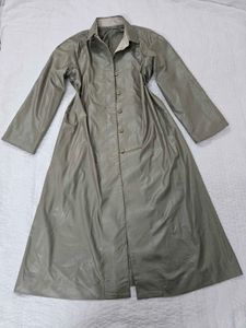 light weight Classic Long Trench Coat size M