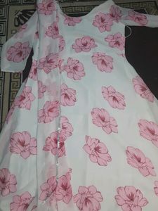 New💥beautiful Gown With Dupatta