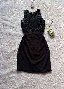 Chic Black Sequin Party Dress