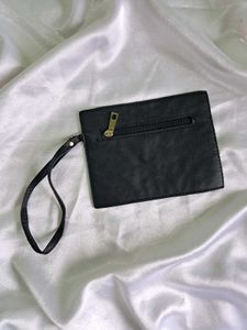 ⚡️Black Wristlet Clutch⚡️