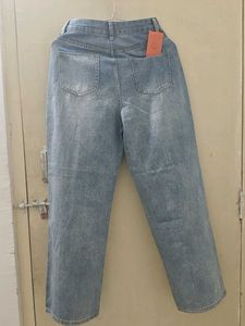 Light Wash Pleated Wide Leg Jeans