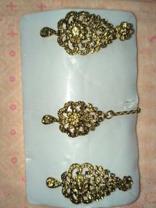 Antique Gold Rhinestone Brooch Set