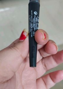 The One Styling Blue  Kajal And Eyeliner