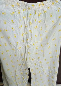 Plazzo Pant -White And Yellow- M Size