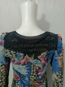 Unique Graphic Print Long Sleeve Top