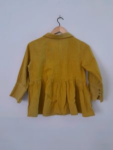 Lime Green Casual Top (Women's)