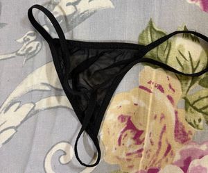 Comfy White and Black