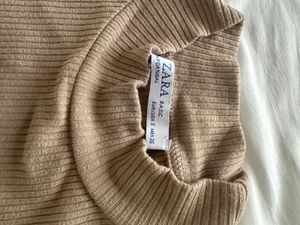 ZARA Ribbed Mock Neck Top