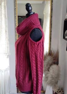 Burgundy Cold Shoulder Cable Knit