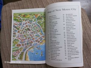 Geronimo Stilton Cyber-Thief Showdown Book