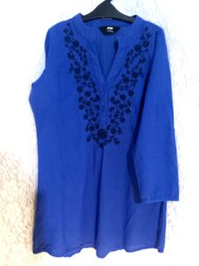 Vibrant Blue Kurta with Black Floral Embroidery