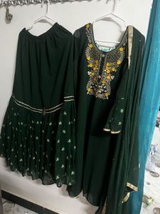 Elegant Green Embroidered Kurta Set