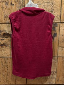 Sleeveless Collared Red Top