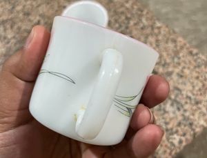 Set Of 4 Cups ( Microwave Safe)