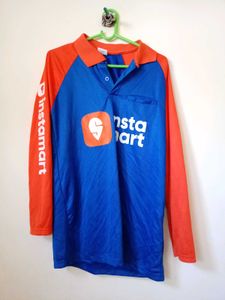 long-sleeved t-shirt for Swiggy Instamart.