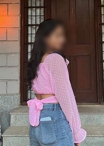 Chic Pink Crop Top