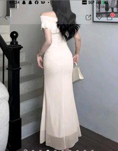 Savana Elegant Ivory Off-Shoulder Maxi Dress