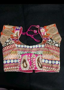 Embroidered Blouse pic 😘