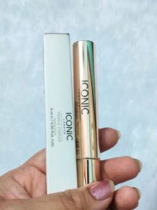 Iconic London Premium Mascara