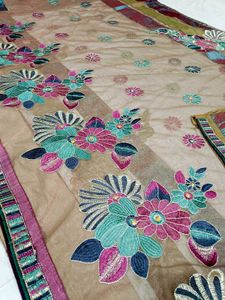 🇳🇿💫🎀Elegant Floral Embroidered Saree