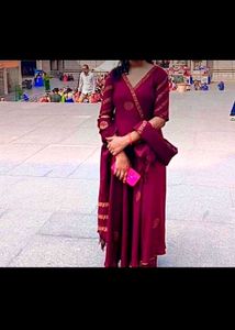 Gown With Dupatta(2piecs set)