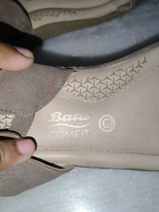 (Bata-westside)combo of 2 Sandals and slides