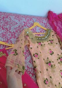 Elegant Peach short kurti and dupatta garara Set w