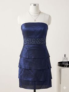 Elegant Navy Tiered Strapless vintage Dress