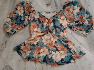 Chic Floral Print Puff Sleeve Top