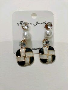 Assorted Earrings Set