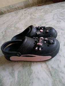 Comfortable Black Casual crocs