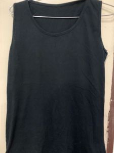 Basic Black Sleeveless Tank Top