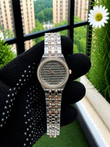 GUCCI G-Timeless watch